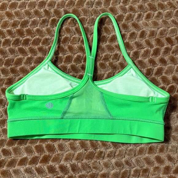 Lululemon Flow Y Sports Bra IV Frond Green Light Support Run Luon Mesh Coolmax 4 - Picture 4 of 10